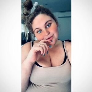 Meet your Posher, Charlotte